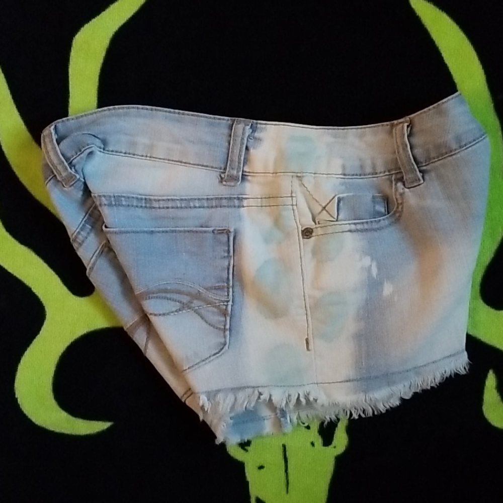 RUE21 - Picture 3 of 4
